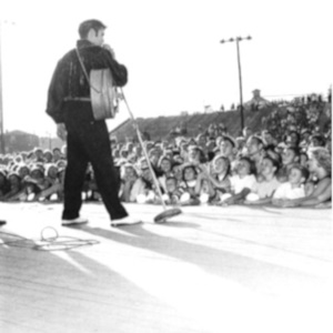 Elvis greets his fans at the fairgrounds